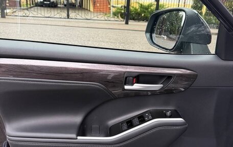 Toyota Highlander, 2025 год, 5 300 000 рублей, 9 фотография