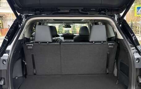 Toyota Highlander, 2025 год, 5 300 000 рублей, 32 фотография