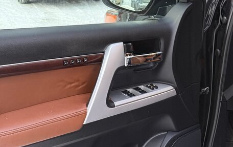 Toyota Land Cruiser 200, 2014 год, 4 000 000 рублей, 8 фотография