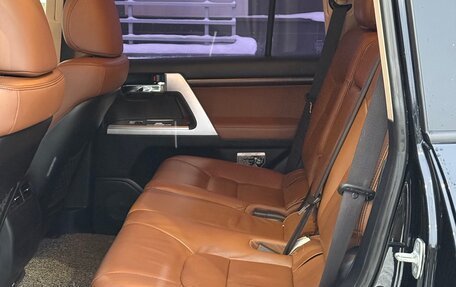 Toyota Land Cruiser 200, 2014 год, 4 000 000 рублей, 11 фотография