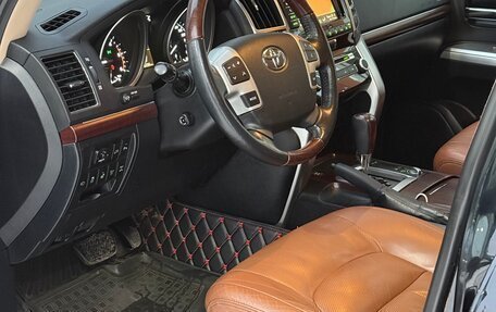 Toyota Land Cruiser 200, 2014 год, 4 000 000 рублей, 20 фотография