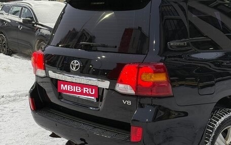 Toyota Land Cruiser 200, 2014 год, 4 000 000 рублей, 37 фотография