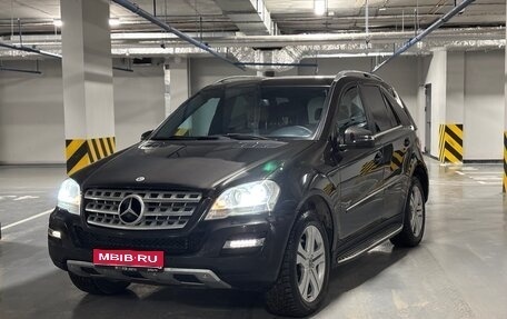 Mercedes-Benz M-Класс, 2011 год, 1 450 000 рублей, 1 фотография