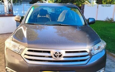 Toyota Highlander III, 2011 год, 1 850 000 рублей, 1 фотография