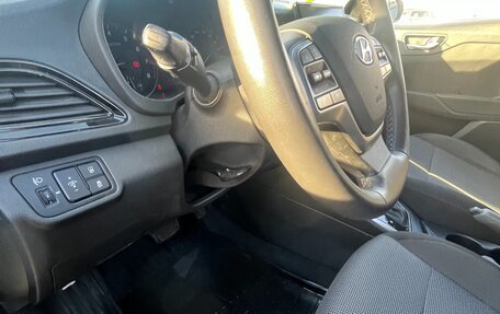 Hyundai Solaris II рестайлинг, 2020 год, 1 400 000 рублей, 2 фотография