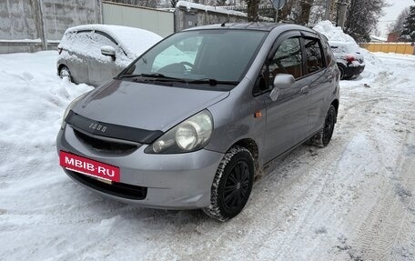 Honda Fit III, 2002 год, 365 000 рублей, 2 фотография