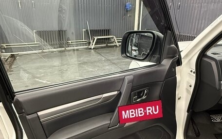 Mitsubishi Pajero IV, 2017 год, 3 200 000 рублей, 7 фотография
