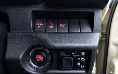 Suzuki Jimny, 2020 год, 2 460 000 рублей, 24 фотография