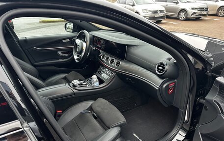 Mercedes-Benz E-Класс, 2020 год, 3 200 000 рублей, 7 фотография