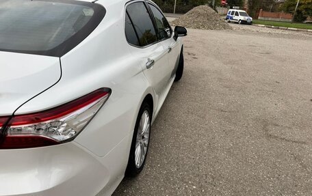 Toyota Camry, 2019 год, 3 100 000 рублей, 13 фотография