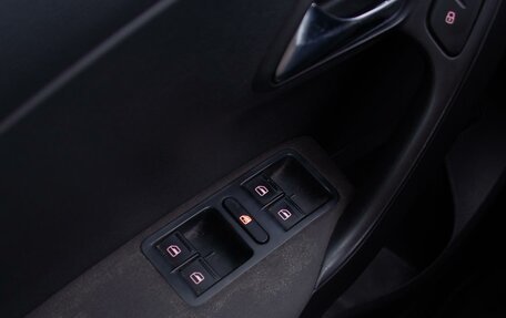 Volkswagen Polo VI (EU Market), 2012 год, 735 000 рублей, 21 фотография