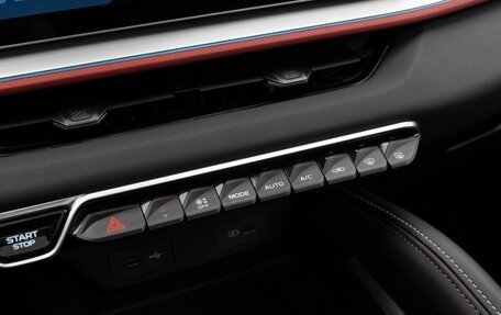 Geely Coolray I, 2024 год, 2 365 000 рублей, 21 фотография