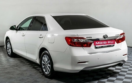 Toyota Camry, 2014 год, 1 730 000 рублей, 7 фотография