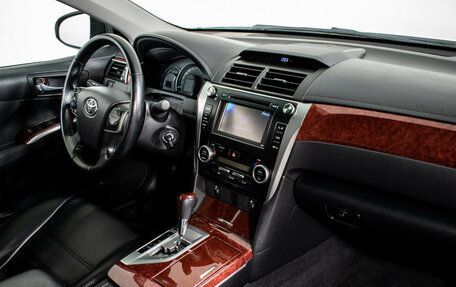 Toyota Camry, 2014 год, 1 730 000 рублей, 10 фотография