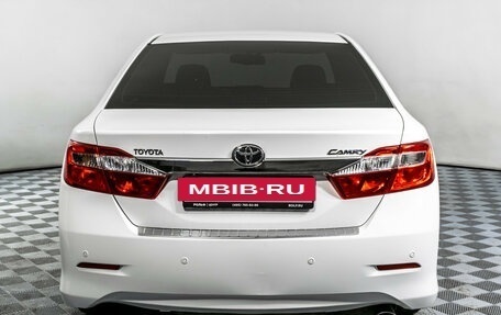 Toyota Camry, 2014 год, 1 730 000 рублей, 6 фотография