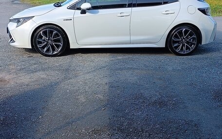 Toyota Corolla, 2018 год, 2 150 000 рублей, 3 фотография