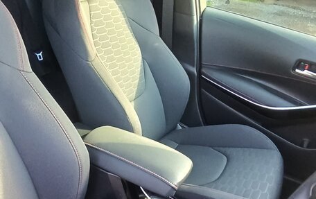 Toyota Corolla, 2018 год, 2 150 000 рублей, 7 фотография
