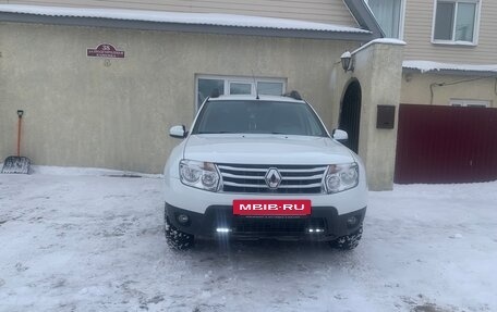 Renault Duster I рестайлинг, 2012 год, 825 000 рублей, 4 фотография