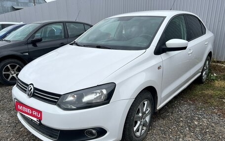Volkswagen Polo VI (EU Market), 2012 год, 950 000 рублей, 4 фотография