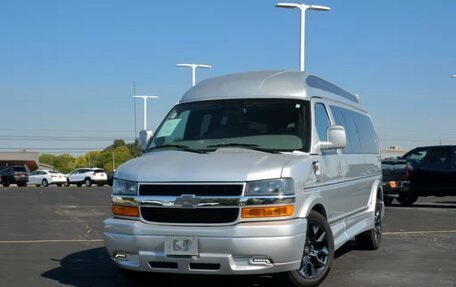 Chevrolet Express II, 2023 год, 17 229 316 рублей, 3 фотография