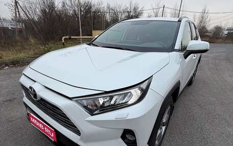 Toyota RAV4, 2020 год, 3 750 000 рублей, 1 фотография