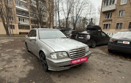 Mercedes-Benz C-Класс, 1999 год, 280 000 рублей, 4 фотография
