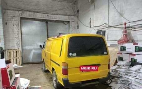 Toyota HiAce H100, 2000 год, 340 000 рублей, 2 фотография