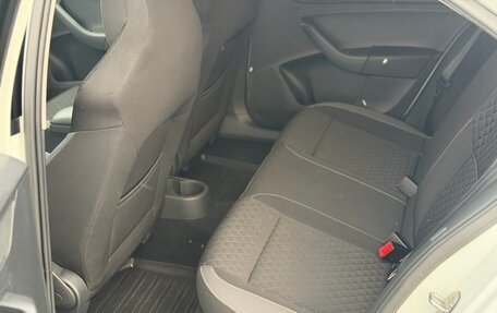 Skoda Rapid I, 2015 год, 1 250 000 рублей, 14 фотография