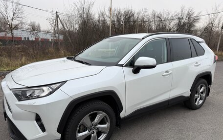 Toyota RAV4, 2020 год, 3 750 000 рублей, 3 фотография