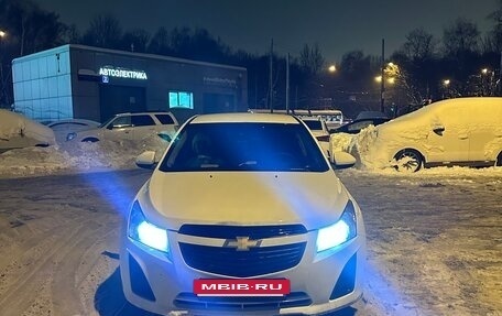 Chevrolet Cruze II, 2013 год, 550 000 рублей, 9 фотография