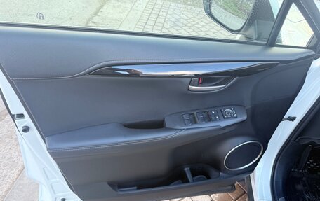 Lexus NX I, 2016 год, 2 524 000 рублей, 12 фотография