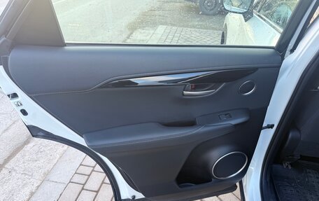 Lexus NX I, 2016 год, 2 524 000 рублей, 14 фотография