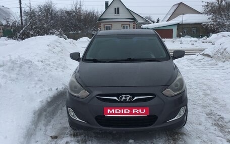 Hyundai Solaris II рестайлинг, 2011 год, 615 000 рублей, 2 фотография