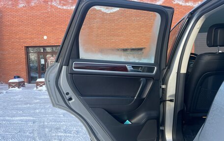 Volkswagen Touareg III, 2015 год, 2 700 000 рублей, 14 фотография