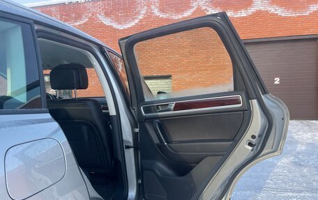 Volkswagen Touareg III, 2015 год, 2 700 000 рублей, 17 фотография