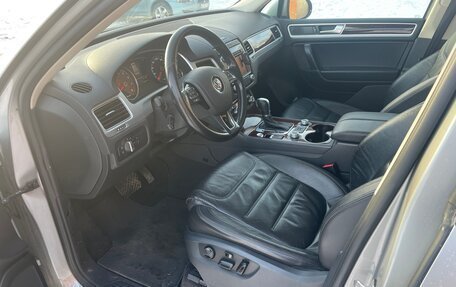 Volkswagen Touareg III, 2015 год, 2 700 000 рублей, 19 фотография