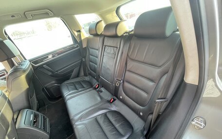 Volkswagen Touareg III, 2015 год, 2 700 000 рублей, 24 фотография