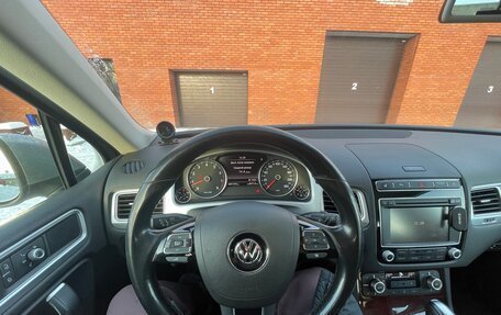 Volkswagen Touareg III, 2015 год, 2 700 000 рублей, 26 фотография