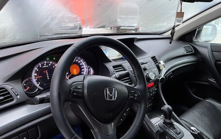 Honda Accord VIII рестайлинг, 2011 год, 1 380 000 рублей, 19 фотография