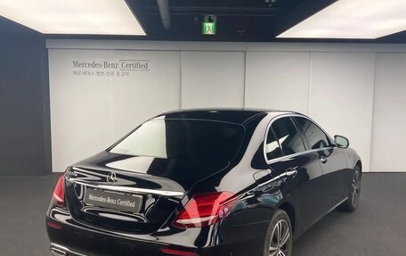 Mercedes-Benz E-Класс, 2020 год, 4 350 000 рублей, 5 фотография