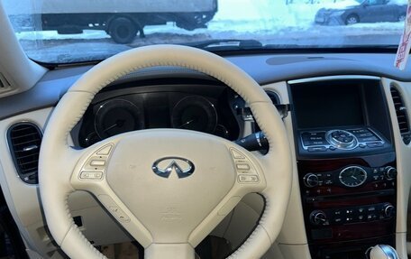 Infiniti QX50 I рестайлинг, 2014 год, 1 950 000 рублей, 10 фотография