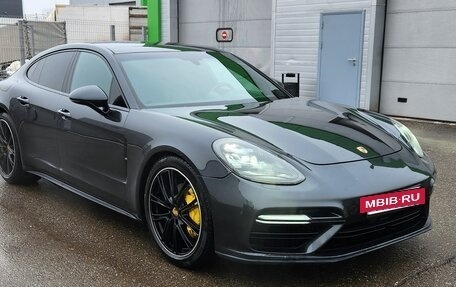 Porsche Panamera II рестайлинг, 2017 год, 6 000 000 рублей, 2 фотография