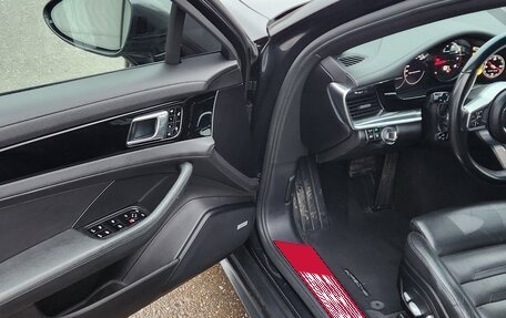 Porsche Panamera II рестайлинг, 2017 год, 6 000 000 рублей, 16 фотография