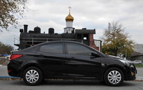 Hyundai Solaris II рестайлинг, 2016 год, 1 090 000 рублей, 5 фотография