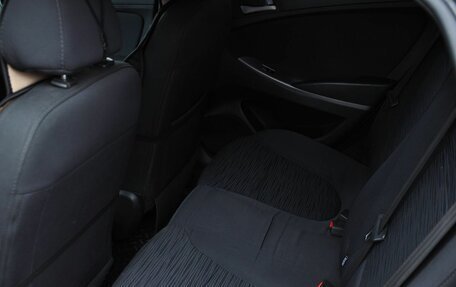 Hyundai Solaris II рестайлинг, 2016 год, 1 090 000 рублей, 13 фотография