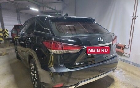 Lexus RX IV рестайлинг, 2019 год, 5 500 000 рублей, 3 фотография