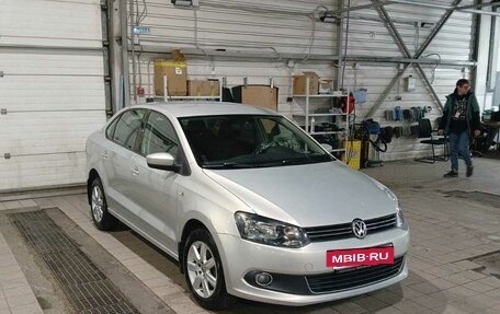 Volkswagen Polo VI (EU Market), 2013 год, 1 100 000 рублей, 3 фотография