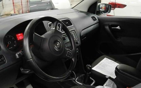 Volkswagen Polo VI (EU Market), 2013 год, 1 100 000 рублей, 6 фотография