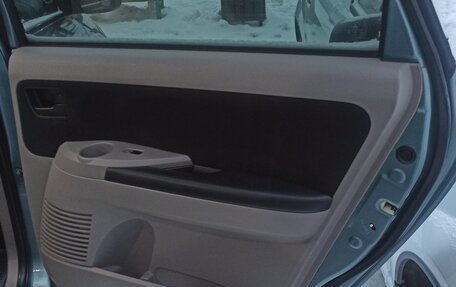 Mitsubishi Grandis, 2008 год, 800 000 рублей, 6 фотография