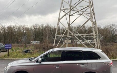 Mitsubishi Outlander III рестайлинг 3, 2012 год, 1 350 000 рублей, 7 фотография